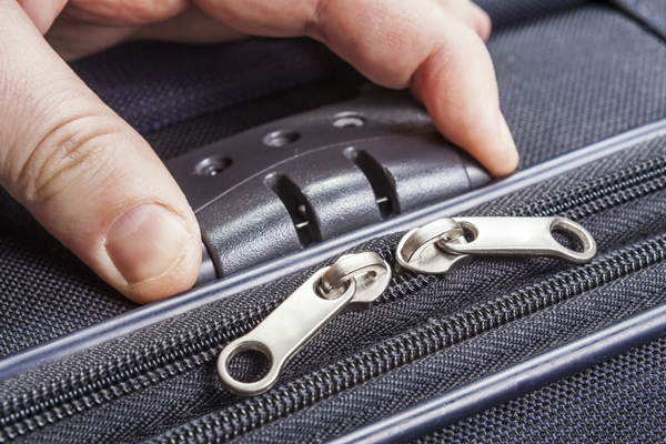 executive-travel-assistant-luggage-locks-when-travelling-to-and-from-us